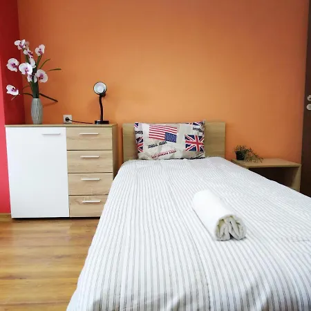 Hostel Roma *