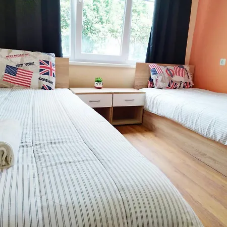 Hostel Roma Warna